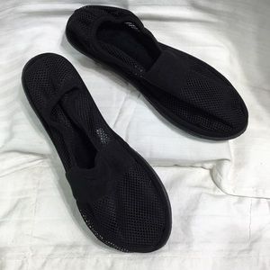 FINAL PRICE- Actionizer knit flats, size 6, NWOT